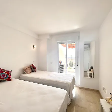 Paraiso Apartment *